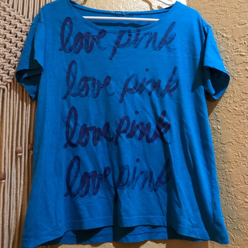 Victoria’s Secret • T-shirt